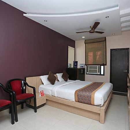 Oyo 11596 Sanjay Guest House Kánpur Kültér fotó