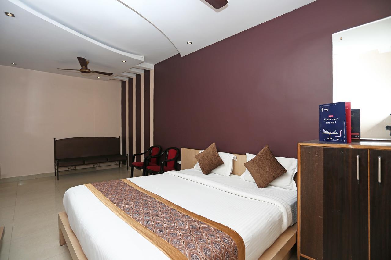 Oyo 11596 Sanjay Guest House Kánpur Kültér fotó